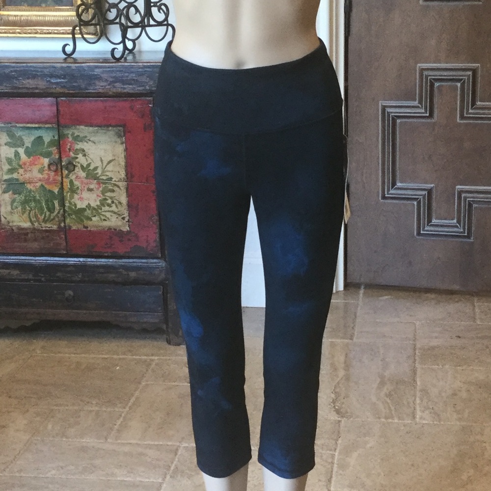 Lucy leggings size small black & turquoise new